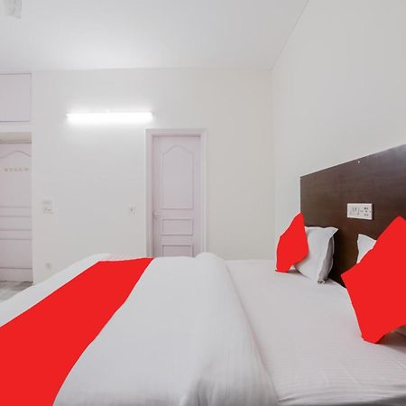 Hotel O Green Villa Νέο Δελχί Εξωτερικό φωτογραφία