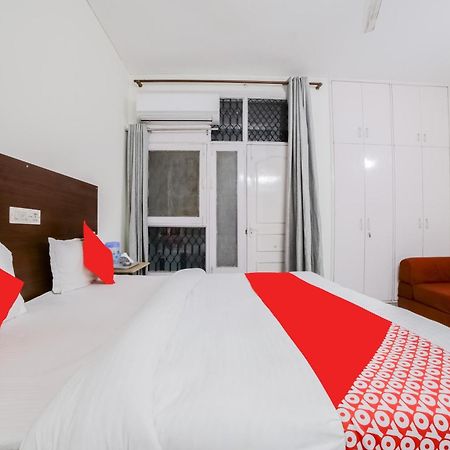 Hotel O Green Villa Νέο Δελχί Εξωτερικό φωτογραφία
